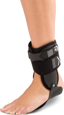 Donjoy-Performance-Ankle-Brace